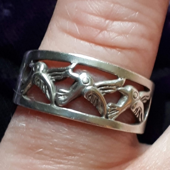 SOLD Vintage Sterling Hummingbird Ring, sz 7 - Picture 3 of 6